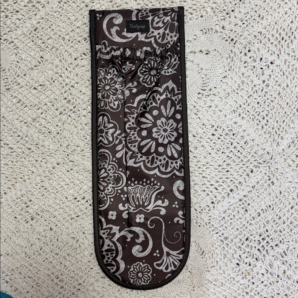 31 Thirty-one Brown WoodBlock Floral Flat Iron Heat Resistant Travel Case